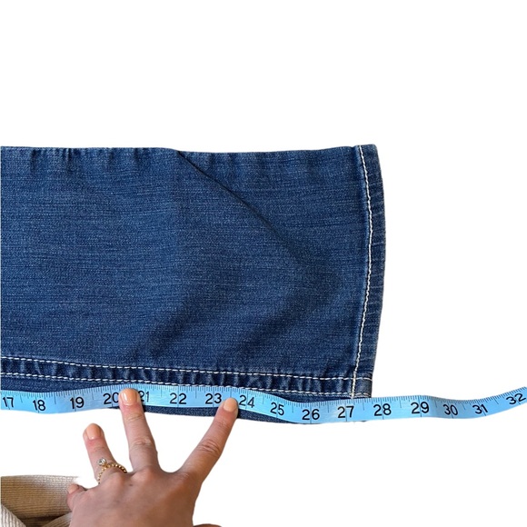 Ariat R.E.A.L. Mid Rise Stretch Entwined Boot Cut Jean - Picture 10 of 11